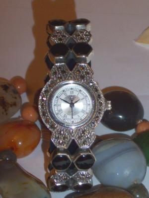 Reloj Señora Onix con Marcasita Doble Brazalete